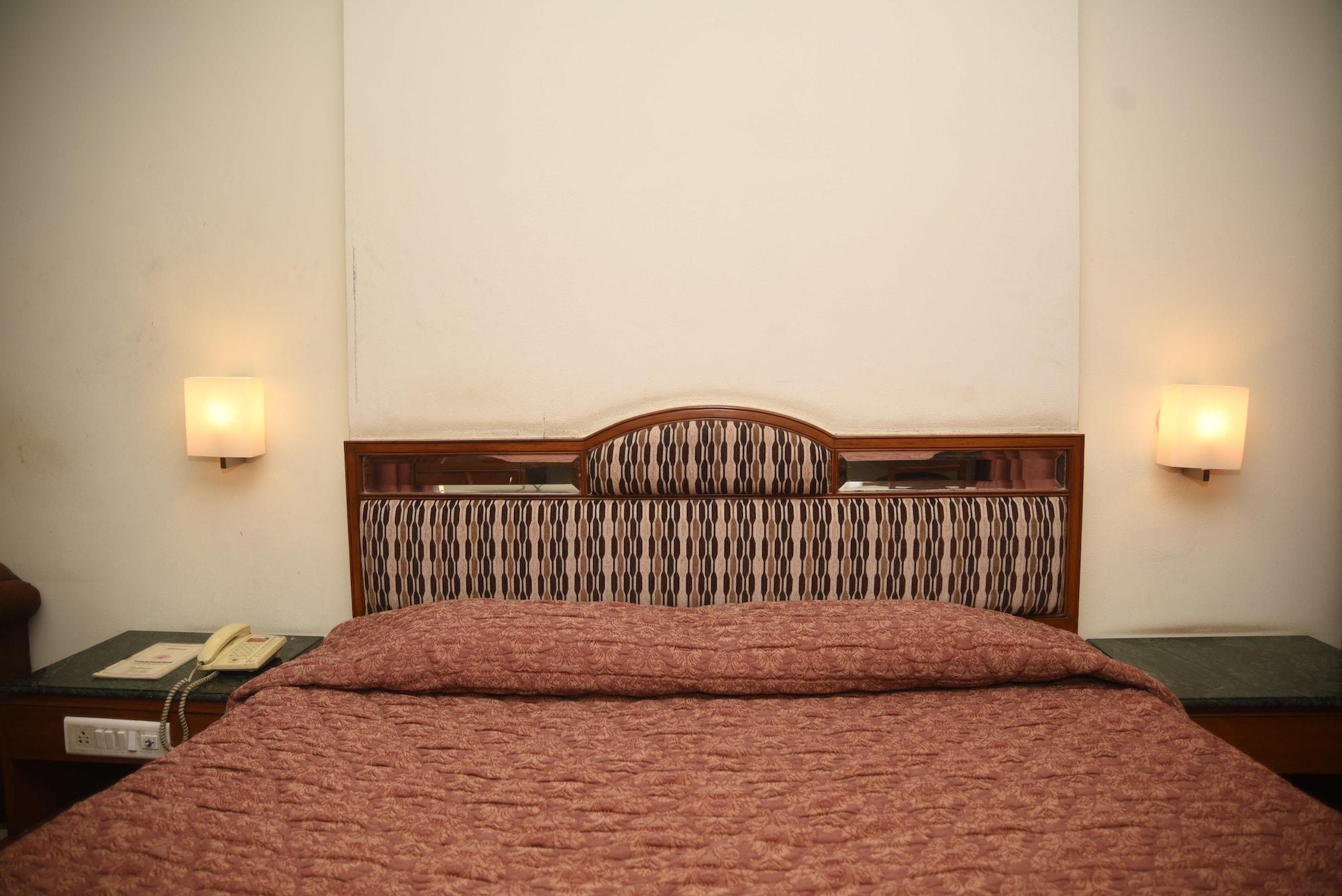 Hotel Maurya Bangalore Extérieur photo