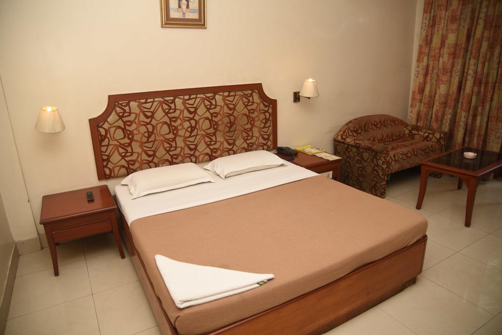 Hotel Maurya Bangalore Extérieur photo