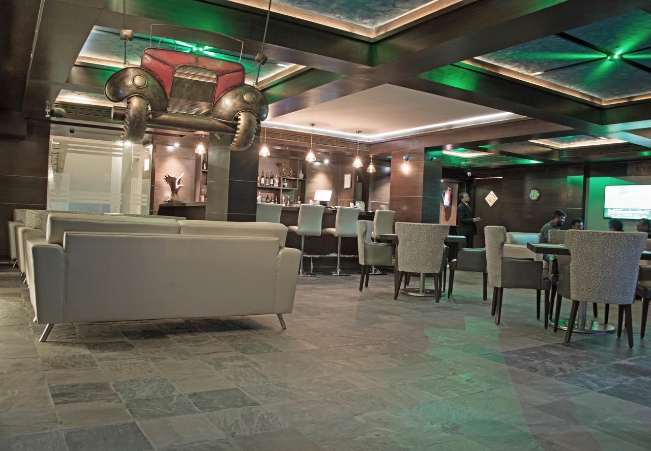 Hotel Maurya Bangalore Extérieur photo