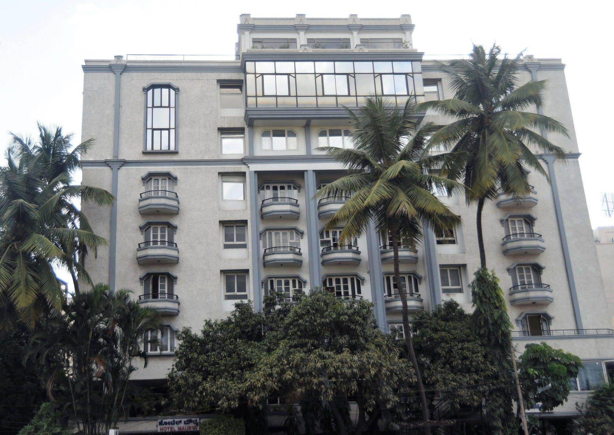 Hotel Maurya Bangalore Extérieur photo